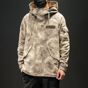 Discover the Versatility of the Camouflage Tooling Jacket